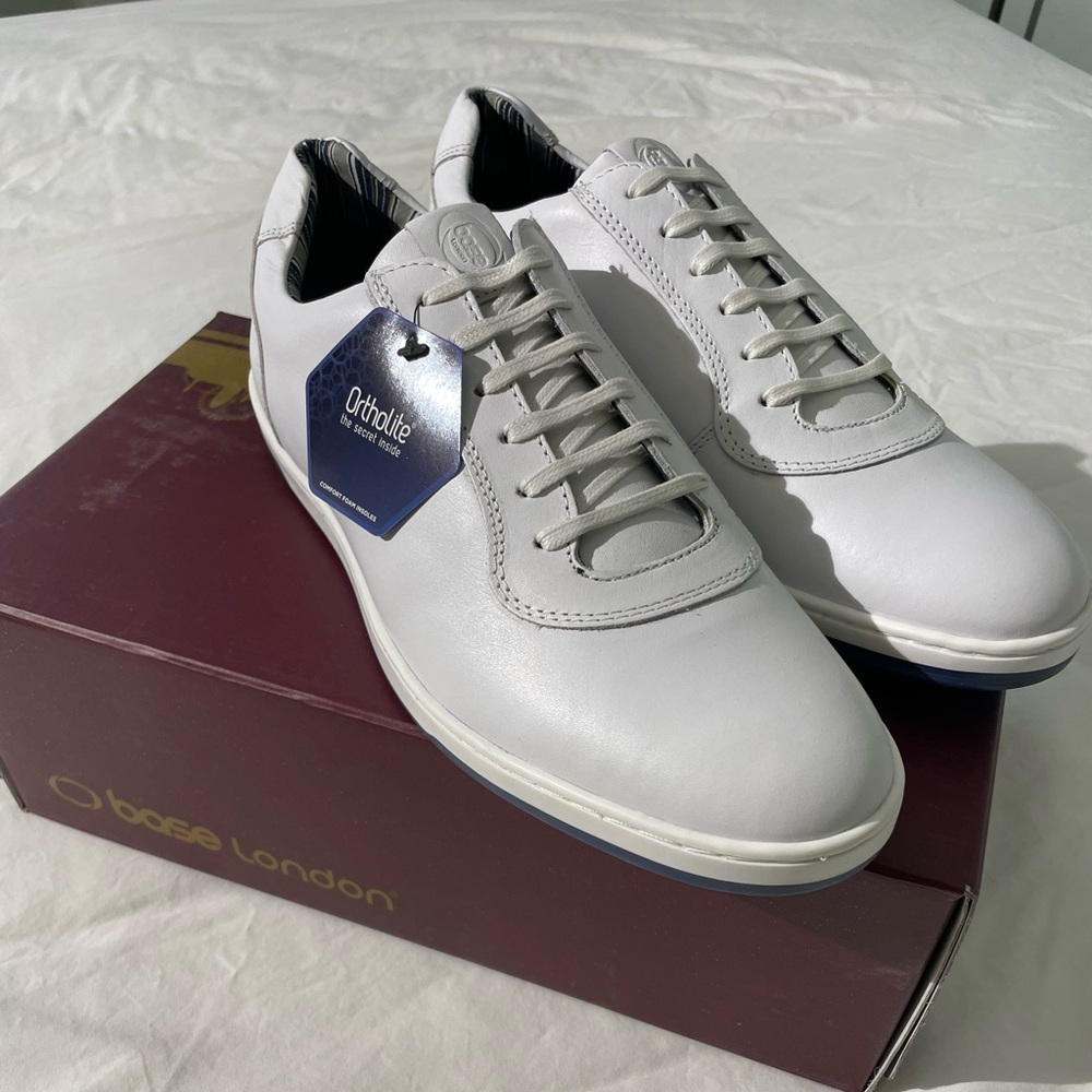Base London White Hustle Sneakers (US10, EU43)